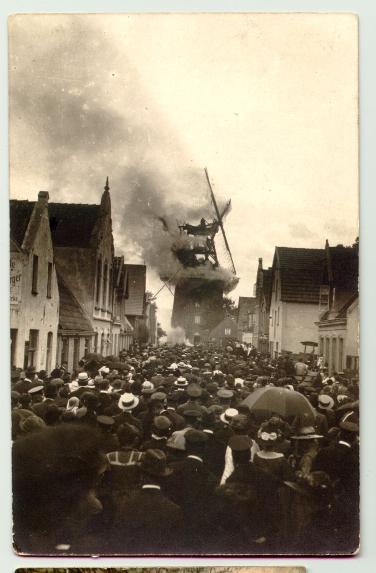 Historische Aufnahme der Roten Mühle